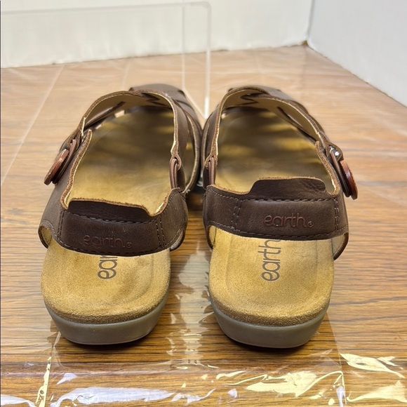Earth Brown Leather Fisherman Sandals - Picture 4 of 6